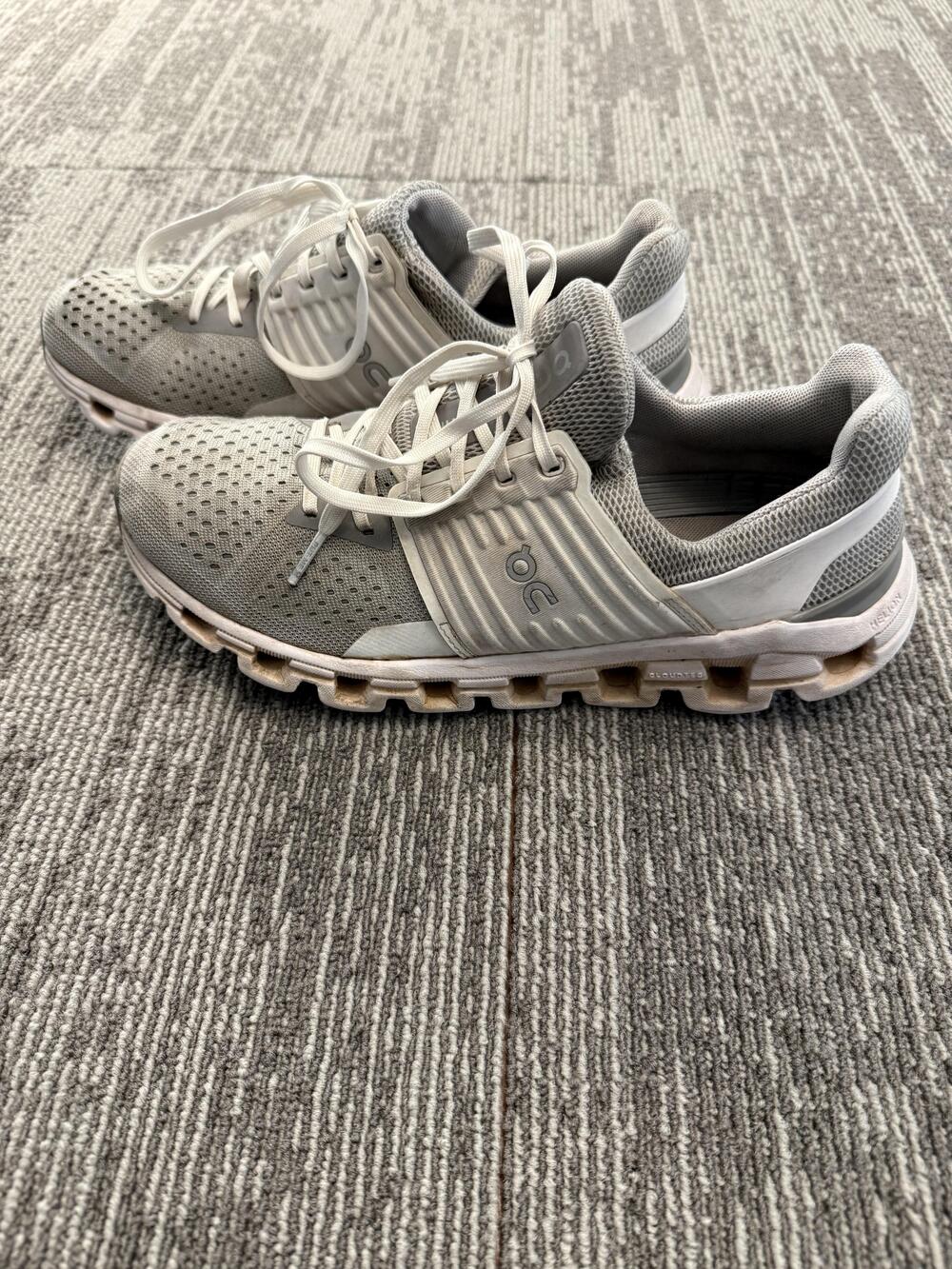 On Cloudswift Shoes Gray White Helion Running Road Athletic Lightweight